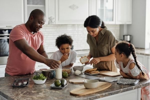 Course Image for BFL3A84Y24 Create & Connect (0-4 Years)