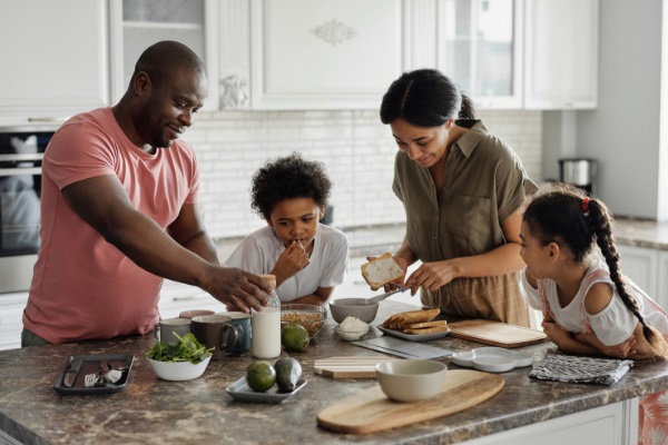 Course Image for HO4A71OL25 Supporting Family English
