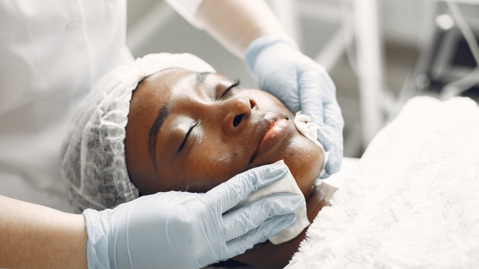 Course Image for KX5D01AO26 Beauty Spec L2 VTCT Diploma